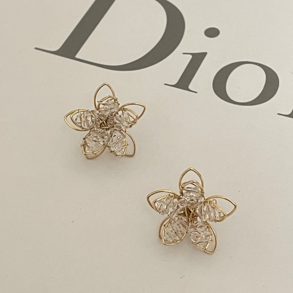 Handmade Sakura Earrings - Picture 2 of 3